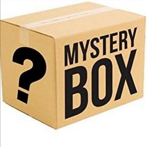 PINK Victoria's Secret Makeup - Mystery Box💕 PINK Victoria's Secret Makeup - Mystery Box💕
